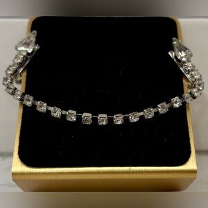 Vintage Rhinestone Sweater Clip | Classic Silver Tone Collar Chain | 5.5”